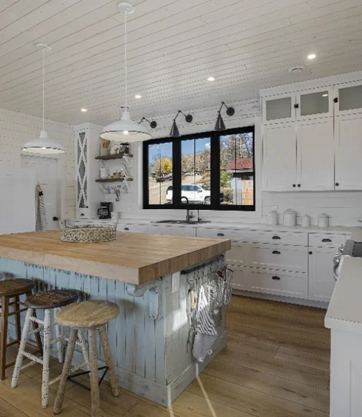 custom kitchen design by Zak's